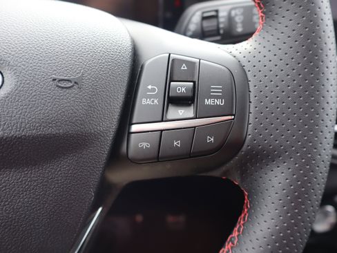 Used 2024 Ford Escape ST-Line w/ Tech Pack #1 AWD/4WD image 17