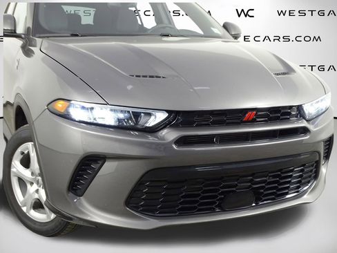 Used 2024 Dodge Hornet GT image 45