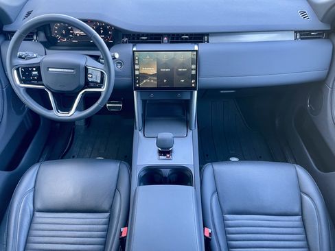 Certified 2024 Land Rover Discovery Sport Dynamic SE image 16