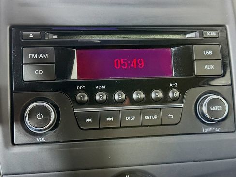 Used 2017 Nissan Versa SV FWD image 15