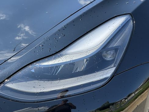 Used 2021 Tesla Model 3 Long Range AWD/4WD image 12