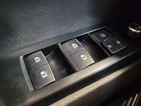 Used 2020 Toyota Camry XSE image 27