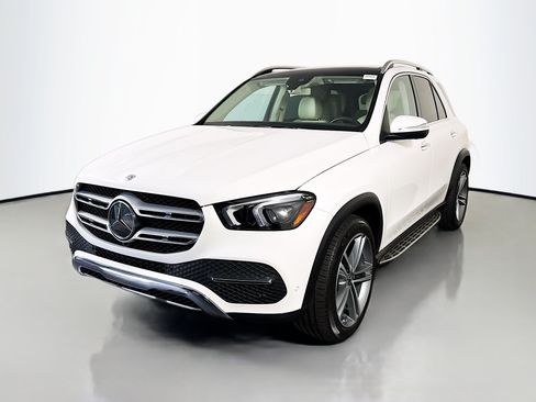 Used 2020 Mercedes-Benz GLE 350 w/ 3rd Row Seat Package image 4