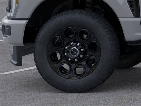 New 2025 Ford F250 XLT w/ Black Appearance Package image 19