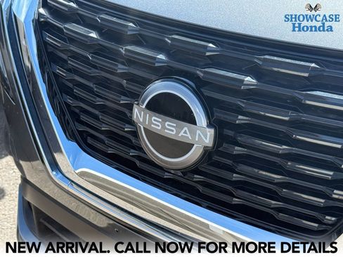 Used 2023 Nissan Rogue SL image 8