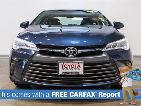 Used 2016 Toyota Camry XLE FWD image 2