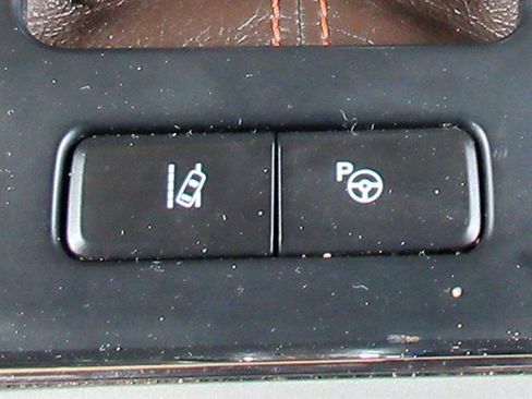 Used 2015 Ford F150 King Ranch w/ Equipment Group 601A Luxury image 28