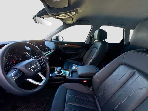 Used 2021 Audi Q5 2.0T Premium w/ Convenience Package image 23