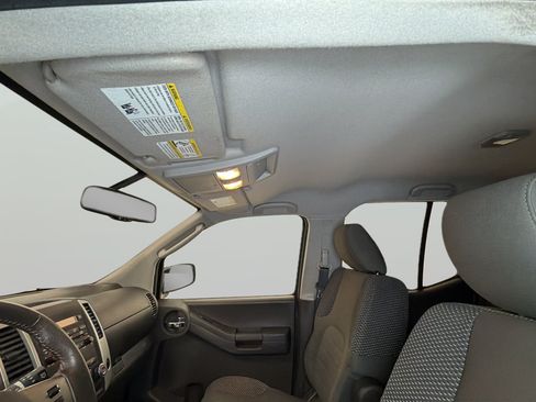 Used 2011 Nissan Xterra PRO-4X AWD/4WD image 31