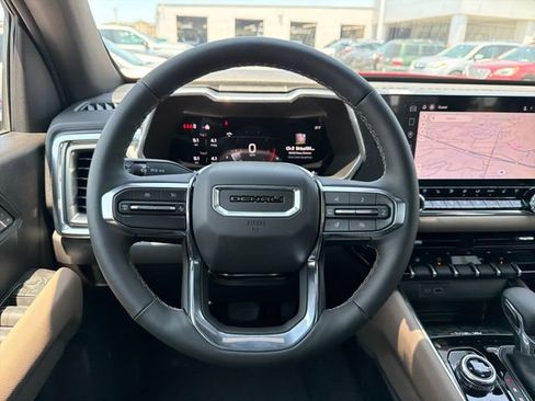 New 2026 GMC Canyon Denali AWD/4WD image 10