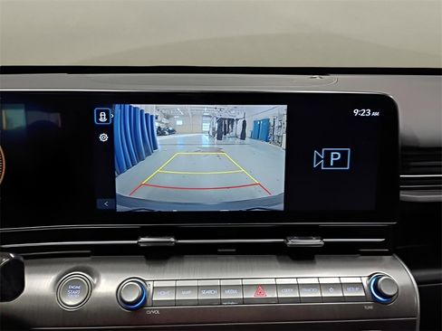 Certified 2024 Hyundai Kona SEL image 20