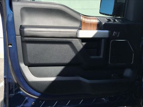 Used 2020 Ford F150 Lariat w/ Equipment Group 502A Luxury image 21