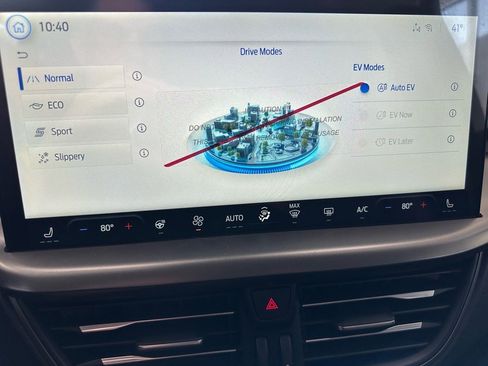 New 2026 Ford Escape SE image 40