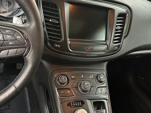 Used 2016 Chrysler 200 S w/ Navigation & Sound Group I image 17