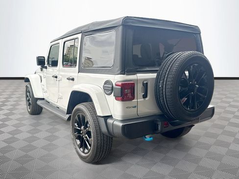 Certified 2023 Jeep Wrangler Unlimited Sahara w/ Cold Weather Group AWD/4WD image 8