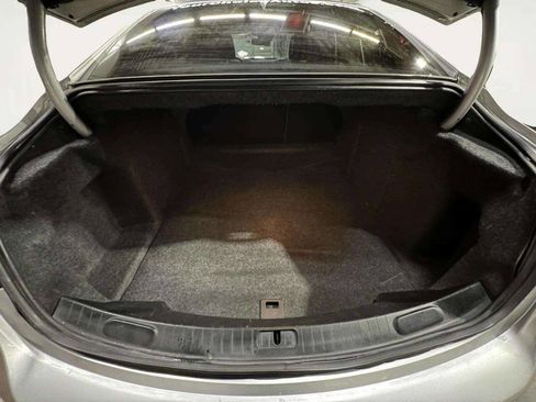 Used 2015 Chevrolet Impala LTZ image 14