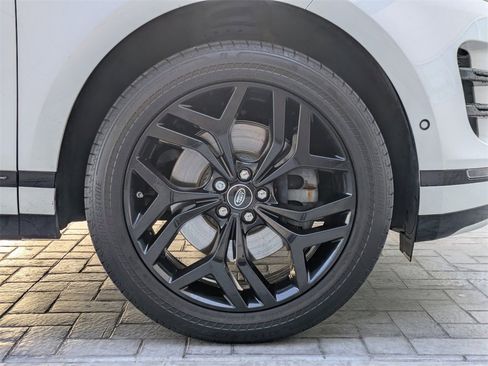 Used 2020 Land Rover Range Rover Evoque R-Dynamic HSE image 11