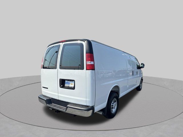Used 2025 Chevrolet Express 2500 Extended w/ Driver Convenience Package RWD image 5
