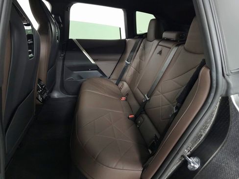 Used 2023 BMW iX xDrive50 w/ Convenience Package image 40