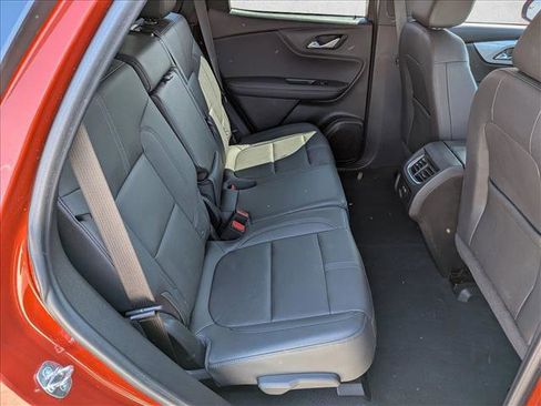 Used 2022 Chevrolet Blazer LT FWD image 22