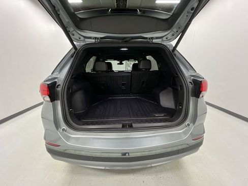 Certified 2023 Chevrolet Equinox RS AWD/4WD image 24