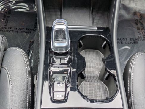 Used 2023 Volvo XC40 B5 Ultimate w/ Climate Package AWD/4WD image 26
