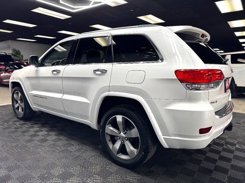 Used 2016 Jeep Grand Cherokee Overland w/ Advanced Technology Group image 8
