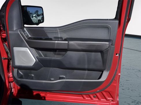 Used 2025 Ford F150 Lariat w/ Equipment Group 502A High image 32