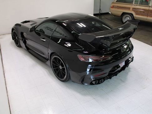 Used 2021 Mercedes-Benz AMG GT Black Series image 16