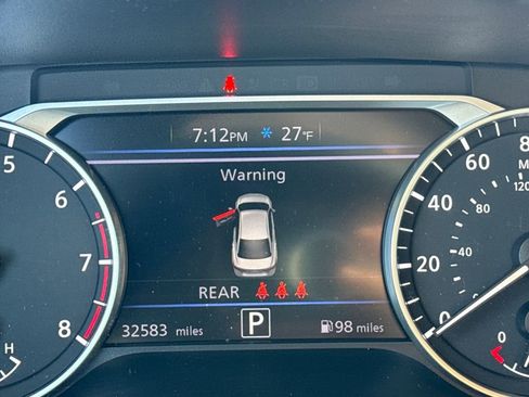 Used 2020 Nissan Sentra SV w/ Electronics Package image 18