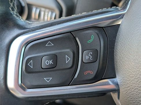 Used 2020 Jeep Wrangler Unlimited Sahara AWD/4WD image 46