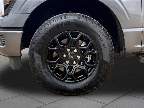 Certified 2025 Ford F150 Lariat AWD/4WD image 11