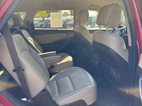 Used 2015 Hyundai Santa Fe Limited image 17