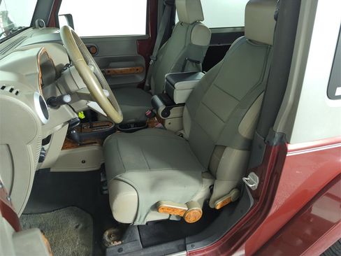 Used 2007 Jeep Wrangler Sahara w/ PWR Convenience Group image 12