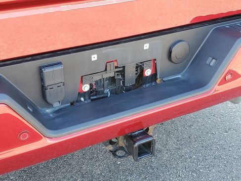 Used 2023 Chevrolet Silverado 1500 High Country w/ Technology Package image 35