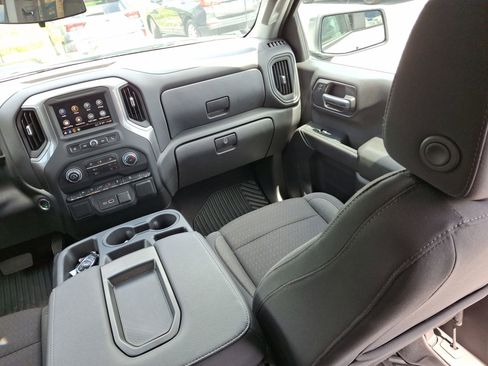 Certified 2024 Chevrolet Silverado 1500 Custom Trail Boss image 16