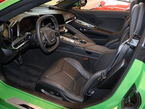 Used 2026 Chevrolet Corvette Stingray Coupe w/ 1LT image 4