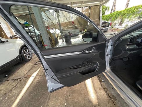Used 2018 Honda Civic LX image 3