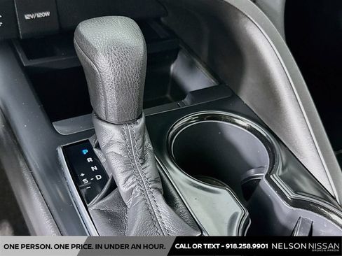 Used 2019 Toyota Camry LE FWD image 16