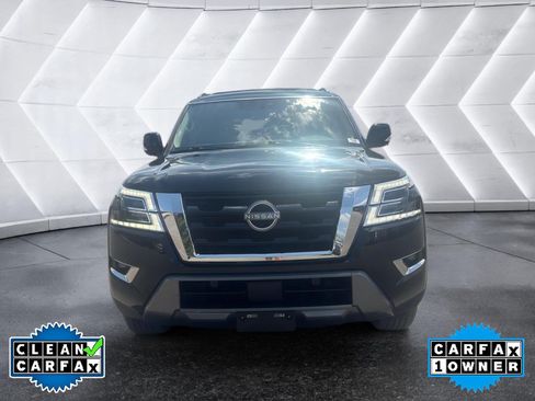 Used 2023 Nissan Armada SL w/ Captain's Chairs Package RWD image 2