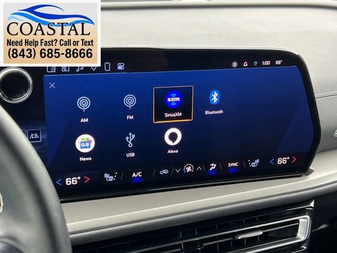 Used 2025 Chevrolet Traverse LT AWD/4WD image 35