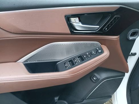 Used 2023 Acura MDX SH-AWD w/ Technology Package image 16