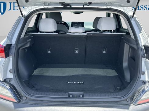 Used 2023 Hyundai Kona SEL w/ Cargo Package AWD/4WD image 9