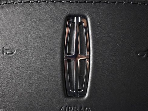 New 2026 Lincoln Navigator L Reserve AWD/4WD image 33