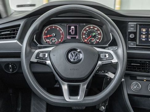 Used 2021 Volkswagen Jetta S image 8