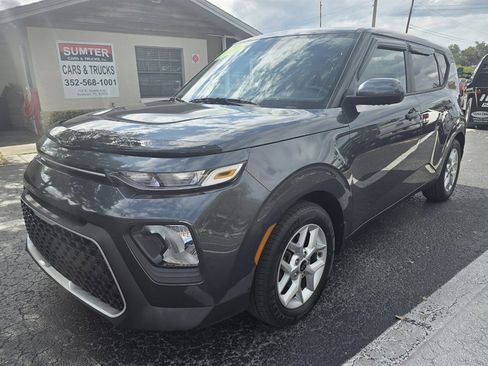 Used 2020 Kia Soul S image 1