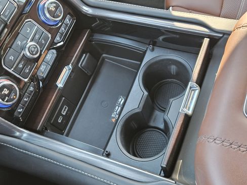 Used 2023 GMC Yukon XL Denali Ultimate image 22