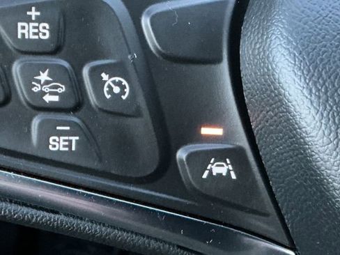 Used 2023 Chevrolet Malibu LT image 43