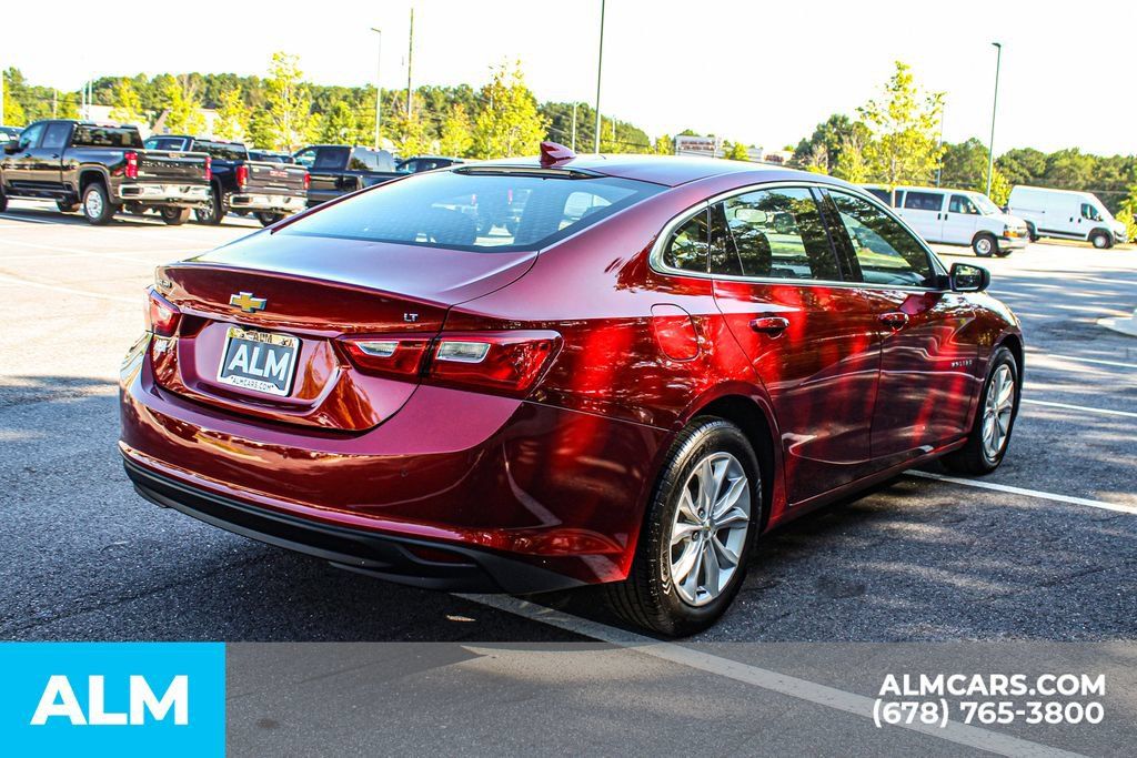 Used 2025 Chevrolet Malibu LT FWD image 5