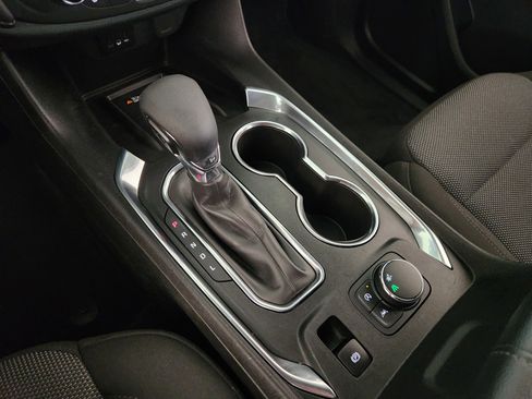 Certified 2023 Chevrolet Traverse LT image 19